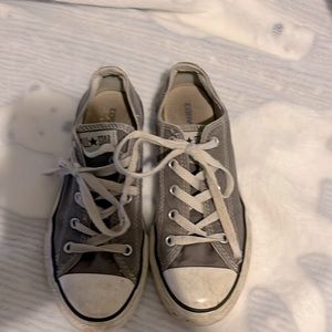 Grey converse